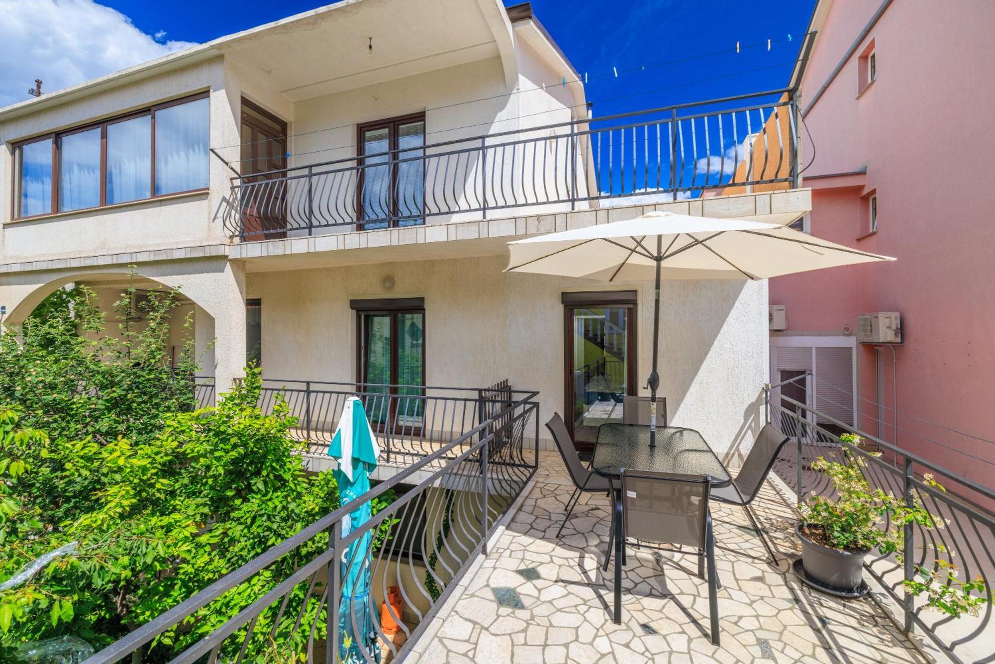 Apartman Antonia Crikvenica Exteriör bild